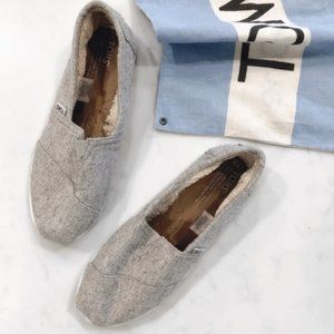 TOMS Seasonal Faux Fur Classic Alpargata US size 6
